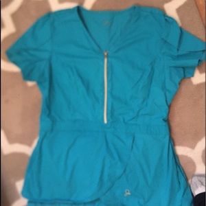 Jaanuu Scrub Set in Teal